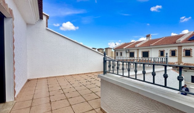 Resale - Town House -
San Miguel de Salinas - Inland