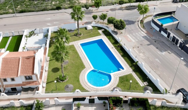 Resale - Town House -
San Miguel de Salinas - Inland