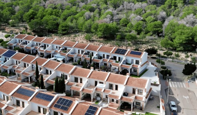 Resale - Town House -
San Miguel de Salinas - Inland