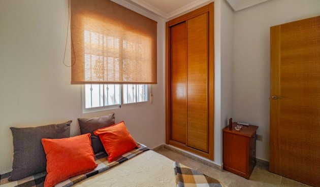 Resale - Villa -
Torrevieja - La Mata