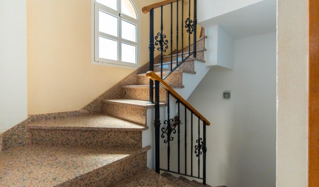 Resale - Villa -
Torrevieja - La Mata