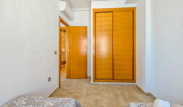 Resale - Villa -
Torrevieja - La Mata