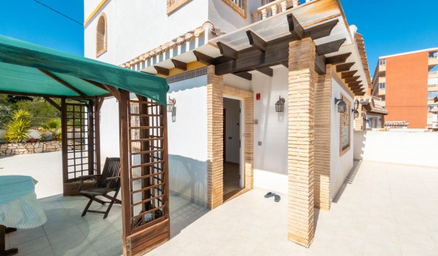 Resale - Villa -
Torrevieja - La Mata