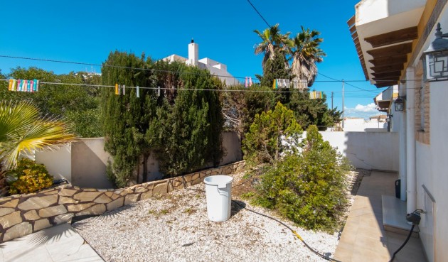 Resale - Villa -
Torrevieja - La Mata