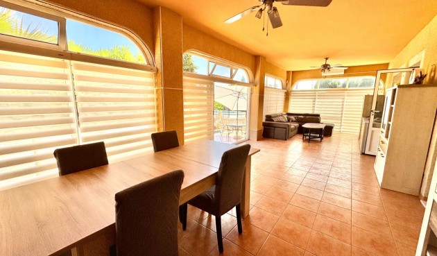 Resale - Villa -
Dolores - Cmno. Escorredor