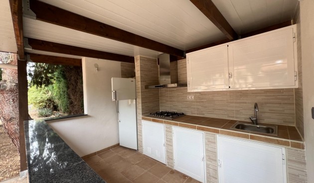 Resale - Villa -
Dolores - Cmno. Escorredor