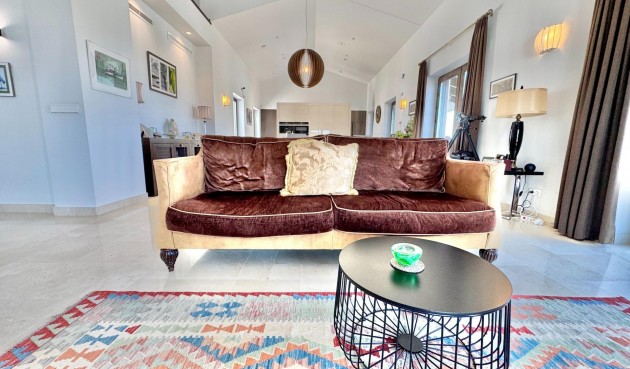 Brukt - Villa -
Dolores - Comunidad Valenciana