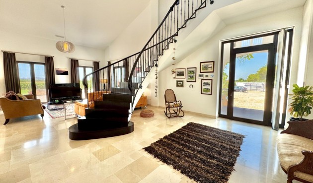 Brukt - Villa -
Dolores - Comunidad Valenciana