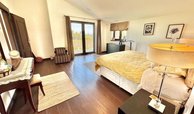 Brukt - Villa -
Dolores - Comunidad Valenciana