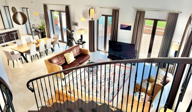 Brukt - Villa -
Dolores - Comunidad Valenciana