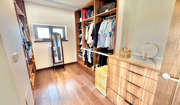 Brukt - Villa -
Dolores - Comunidad Valenciana