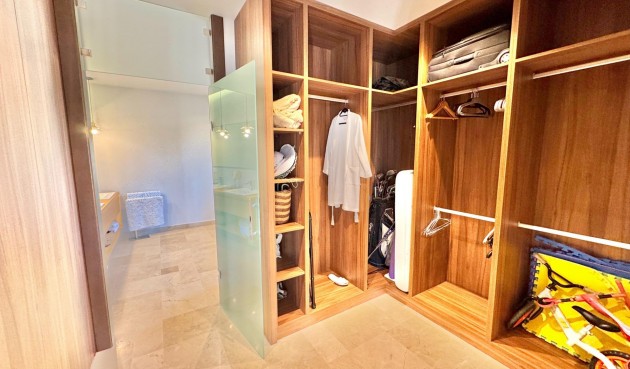 Brukt - Villa -
Dolores - Comunidad Valenciana