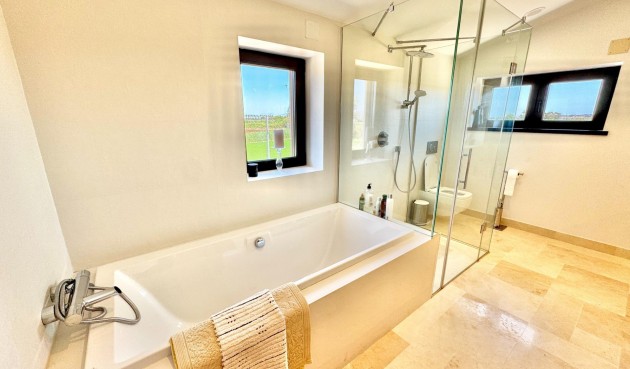 Brukt - Villa -
Dolores - Comunidad Valenciana