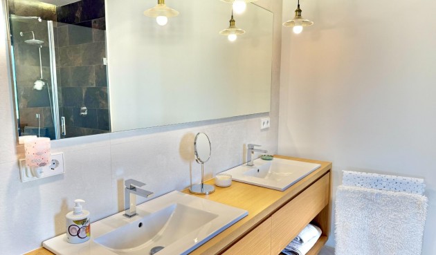 Brukt - Villa -
Dolores - Comunidad Valenciana