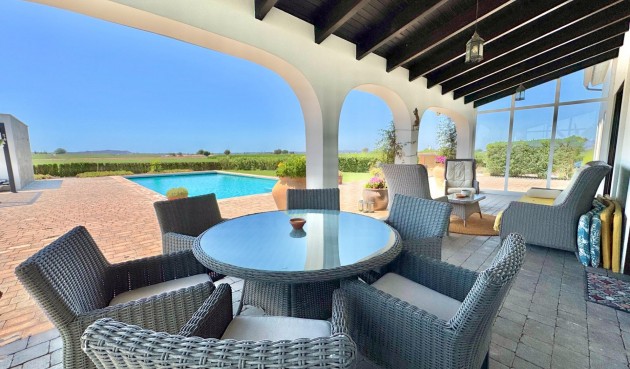 Brukt - Villa -
Dolores - Comunidad Valenciana