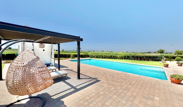 Brukt - Villa -
Dolores - Comunidad Valenciana