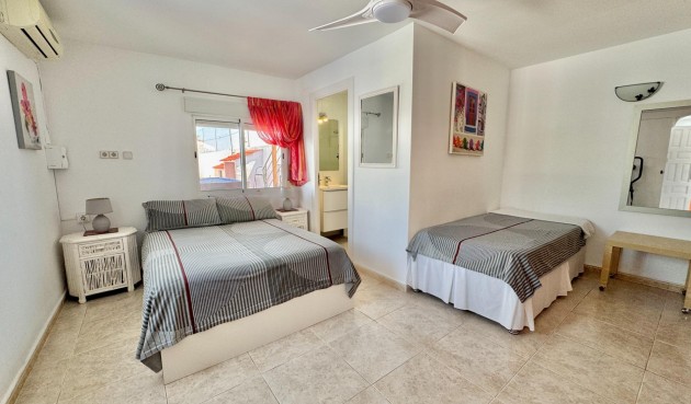 Resale - Villa -
Dolores - Comunidad Valenciana