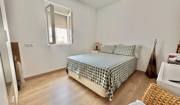 Resale - Villa -
Dolores - Comunidad Valenciana