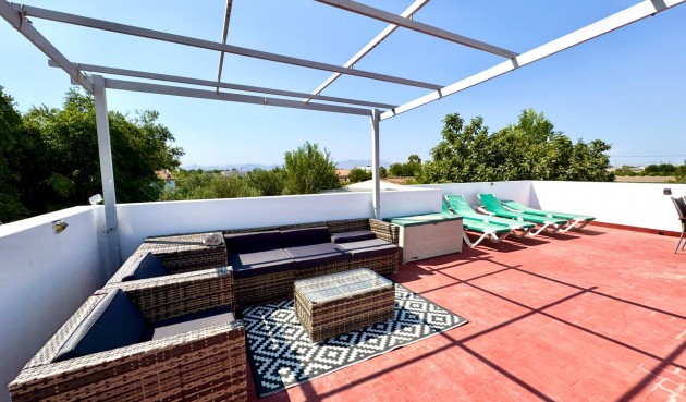 Resale - Villa -
Dolores - Comunidad Valenciana