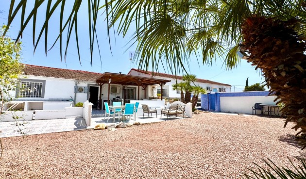 Resale - Villa -
Dolores - Comunidad Valenciana