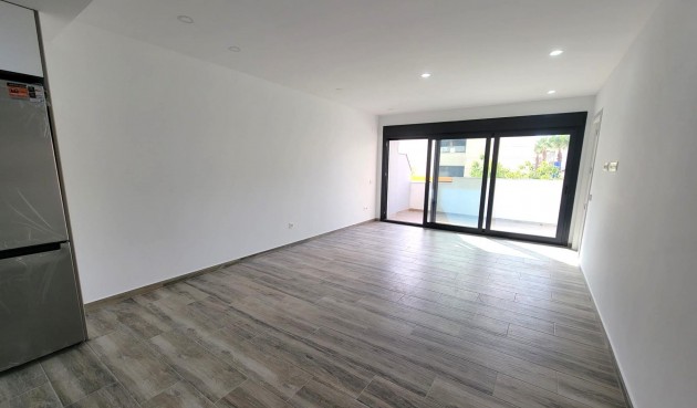 Resale - Apartment -
Torrevieja - Playa del Cura