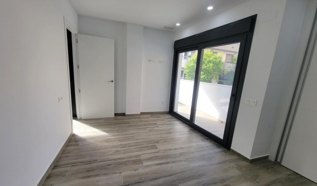 Resale - Apartment -
Torrevieja - Playa del Cura