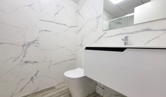 Resale - Apartment -
Torrevieja - Playa del Cura