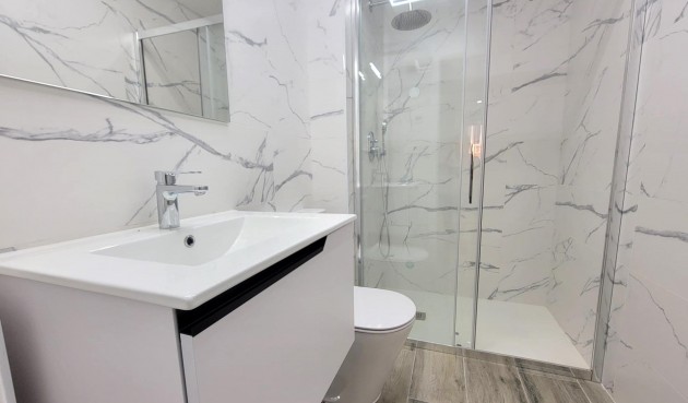 Resale - Apartment -
Torrevieja - Playa del Cura