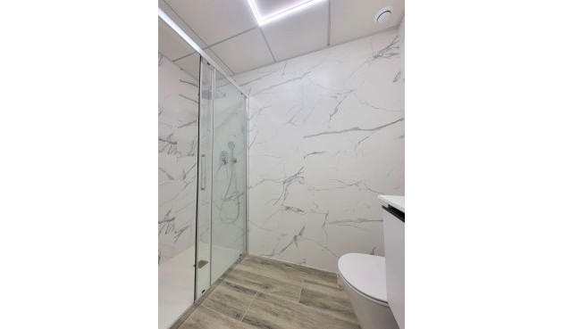 Resale - Apartment -
Torrevieja - Playa del Cura