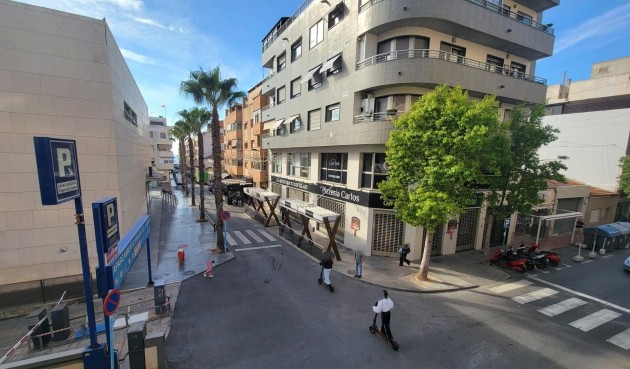 Resale - Apartment -
Torrevieja - Playa del Cura