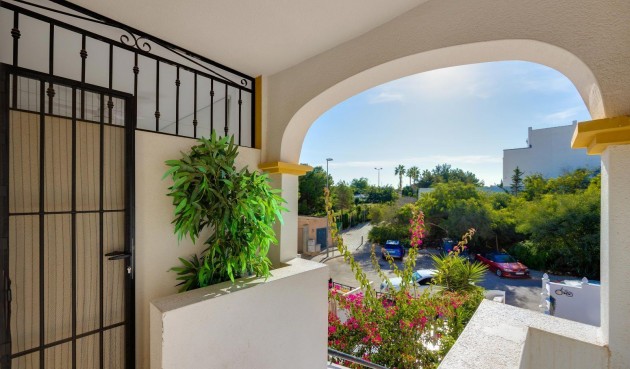 Resale - Bungalow -
Orihuela Costa - Los Altos