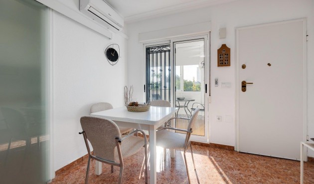 Resale - Bungalow -
Orihuela Costa - Los Altos