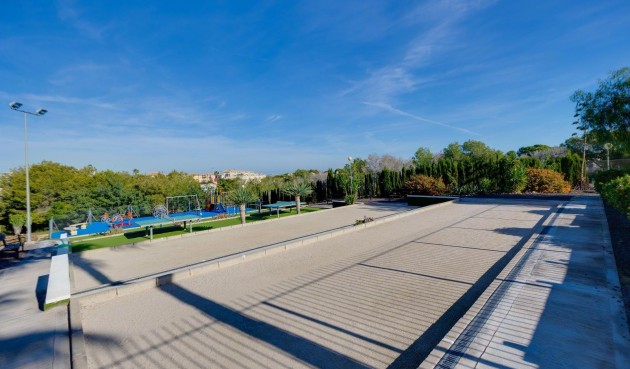 Resale - Bungalow -
Orihuela Costa - Los Altos