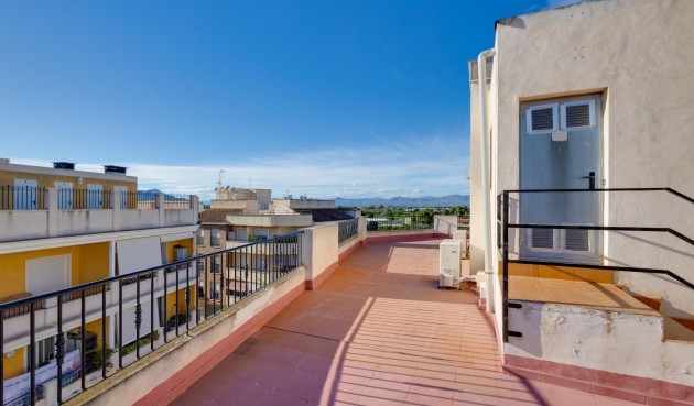 Resale - Penthouse -
Almoradí - Parque De La U