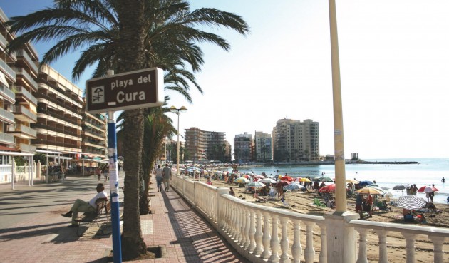 Återförsäljning - Apartment -
Torrevieja - Playa del Cura