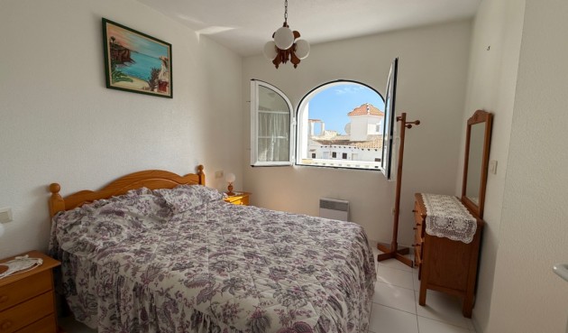 Resale - Duplex -
San Miguel de Salinas - Inland