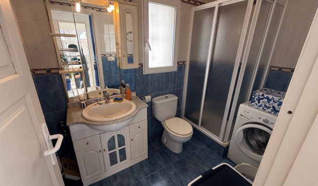 Resale - Duplex -
San Miguel de Salinas - Inland