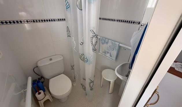 Resale - Duplex -
San Miguel de Salinas - Inland