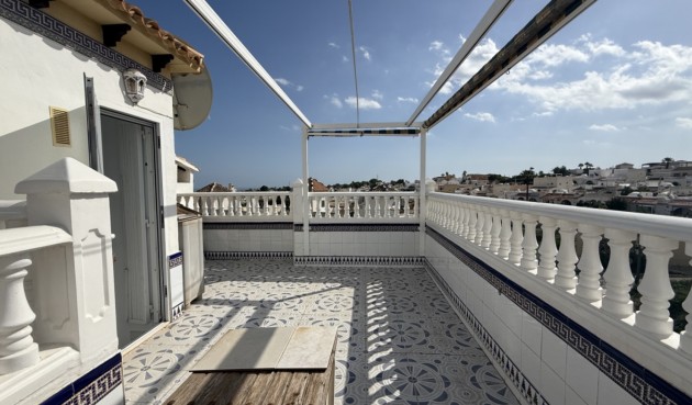 Resale - Duplex -
San Miguel de Salinas - Inland