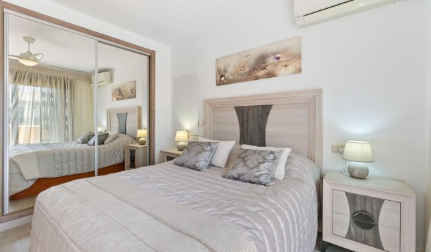 Återförsäljning - Town House -
Torrevieja - aguas nuevas