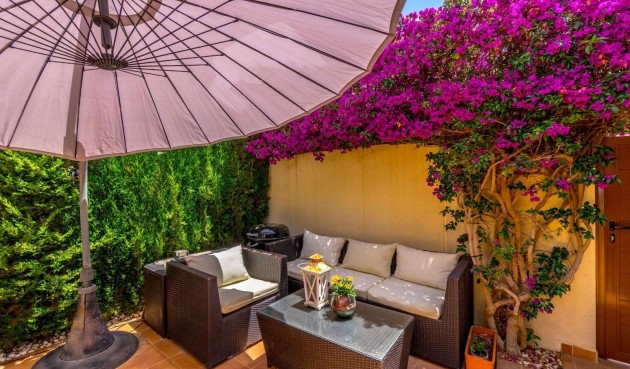 Återförsäljning - Town House -
Torrevieja - aguas nuevas