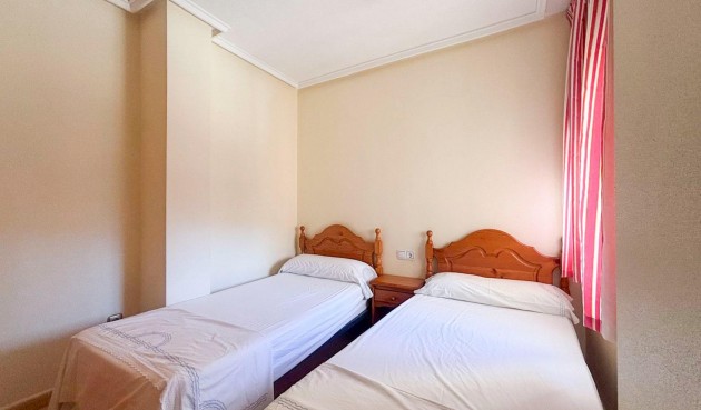 Återförsäljning - Apartment -
Torrevieja - Centro