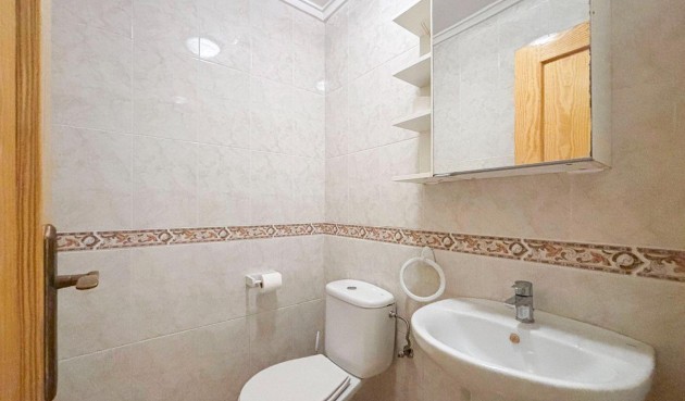 Återförsäljning - Apartment -
Torrevieja - Centro