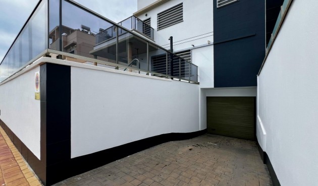 Resale - Villa -
Puerto de Mazarron - El Alamillo