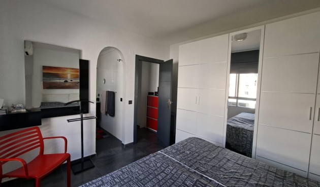 Resale - Apartment -
Torrevieja - Acequion