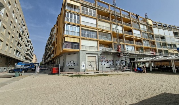 Resale - Apartment -
Torrevieja - Acequion