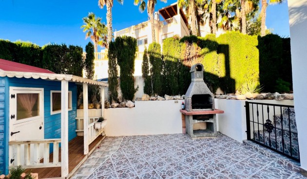 Resale - Villa -
Orihuela Costa - Lomas De Campoamor-las Ramblas