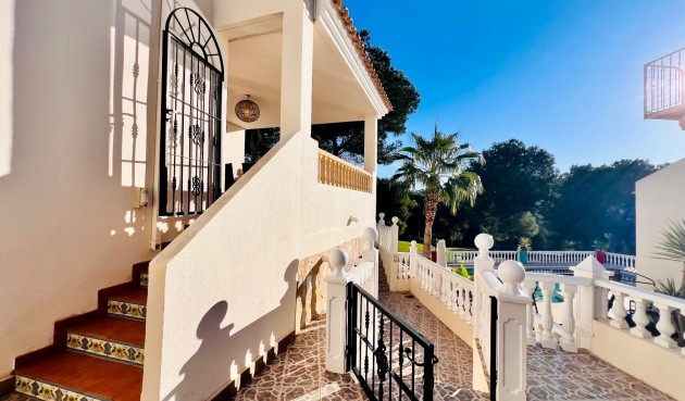 Resale - Villa -
Orihuela Costa - Lomas De Campoamor-las Ramblas