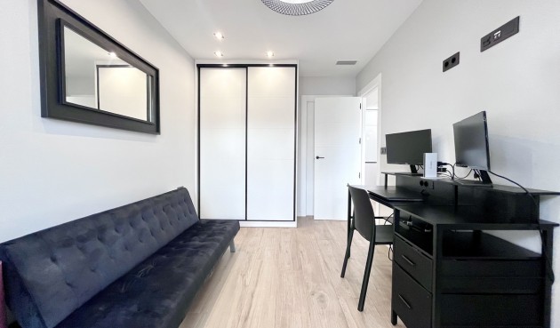 Resale - Villa -
Playa Flamenca - Costa Blanca