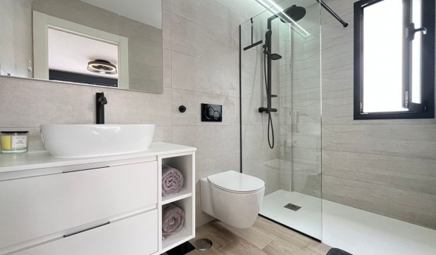 Resale - Villa -
Playa Flamenca - Costa Blanca